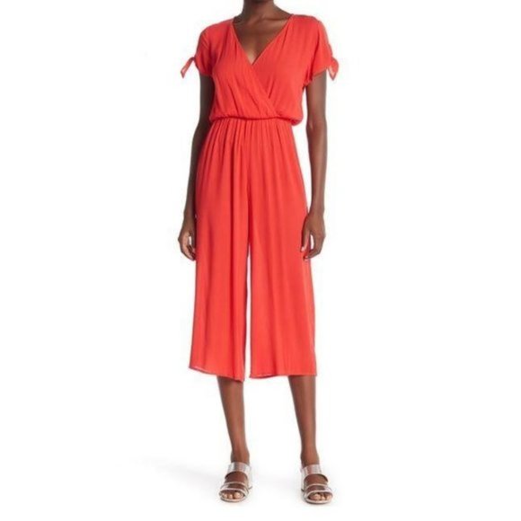 Hiatus Short Sleeve Holiday Red Rayon Wrap Jumpsuit Boho Cropped Wide Leg - Picture 1 of 10